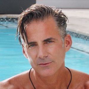 Meet your Posher, Scott